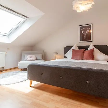 Sternenhimmel I Aufzug I Stellplatz I Modern * Schwarzenberg (Saxony)