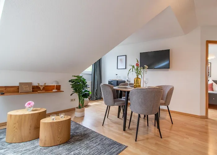 Sternenhimmel I Aufzug I Stellplatz I Modern Appartamento